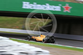 World © Octane Photographic Ltd. Renault Sport F1 Team RS16 – Jolyon Palmer. Friday 7th October 2016, F1 Japanese GP - Practice 2, Suzuka Circuit, Suzuka, Japan. Digital Ref : 1729LB2D2198