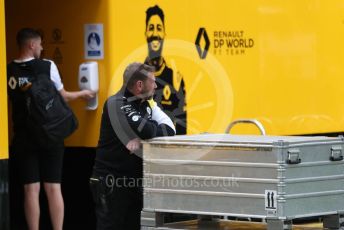 World © Octane Photographic Ltd. Formula 1 – F1 Australian Grand Prix breakdown. Renault DP World Formula 1 Team, waiting and hand sanitiser. Melbourne, Australia. Friday 13th March 2020.