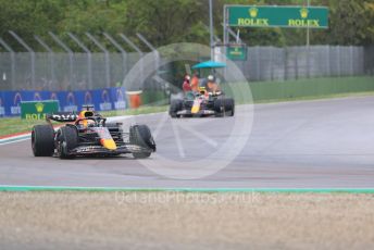 World © Octane Photographic Ltd. Formula 1 – Emilia Romagna Grand Prix – Imola, Italy. Friday 24th April 2022 Race. Oracle Red Bull Racing RB18 – Max Verstappen and Sergio Perez.