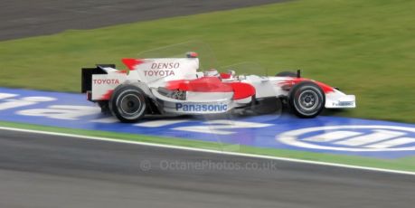 World © Octane Photographic Ltd. Italian GP, Monza, Formula 1 Practice 1. Friday 12th September 2008. Jarno Trulli, Panasonic Toyota Racing RA108. Digital Ref : 0842cb401d0043