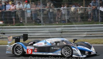 © Octane Photographic 2009. Peugeot 908 HDi - Tetre Rouge. Le Mans 24hour 2009. Digital ref: LM09_012