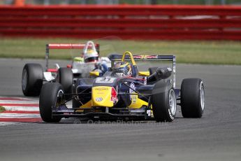 © Octane Photographic 2010. British F3 – Silverstone - Bridge circuit .  Jean-Eric Vergne, James Calado - Carlin. 14th August 2010. Digital Ref : 0051CB7D1087