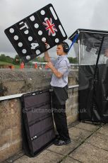 © Octane Photographic 2010. British F3 – Thruxton . T-Sport pitwall. 7th August 2010. Digital Ref : CB5D3766