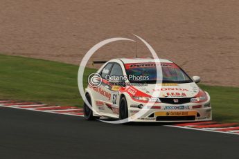 © Octane Photographic Ltd. 2010. British Touring Car Championship – Oulton Park. Saturday 5th June 2010. Digital Ref : 0125CB1D1021