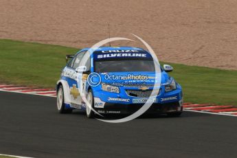 © Octane Photographic Ltd. 2010. British Touring Car Championship – Oulton Park. Saturday 5th June 2010. Digital Ref : 0125CB1D1036