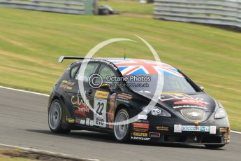 © Octane Photographic Ltd. 2010. British Touring Car Championship – Oulton Park. Saturday 5th June 2010. Digital Ref : 0125CB1D1492