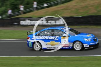 © Octane Photographic Ltd. 2010. British Touring Car Championship – Oulton Park. Saturday 5th June 2010. Digital Ref : 0125CB7D3568