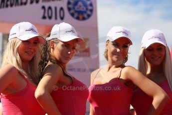 2010 Le Mans 24 Hour (24 Heures du Mans), 11th June 2010. Drivers' parade, Oak racing girls. Digital ref : CB1D2286