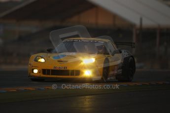 2010 Le Mans, Sunday June 13th 2010. Dunlop Chicane at dawn. Digital Ref : CB1D5165