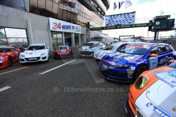 2010 Le Mans 24 Hour (24 Heures du Mans), 11th June 2010. The pit lane. Digital ref : CB5D3060