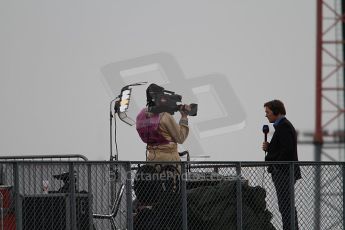 2010 Le Mans, Sunday June 13th 2010. Pitlane. Digital Ref : CB7D5608