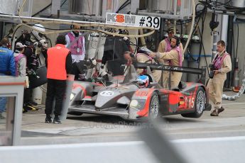 2010 Le Mans, Sunday June 13th 2010. Pitlane. Digital Ref : CB7D5621