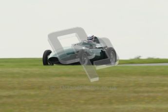World © Octane Photographic 2010. 2010 Donington Revived! meeting, September 5th 2010. MastersGP - Historic Formula 1, Historic F1. Vanwall. Donington collection demo laps. Digital ref : 0029CB1D4410