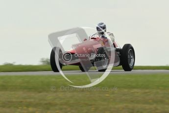 World © Octane Photographic 2010. 2010 Donington Revived! meeting, September 5th 2010. MastersGP - Historic Formula 1, Historic F1. Ferrari 500 F2. Donington collection demo laps. Digital ref : 0029CB1D4419