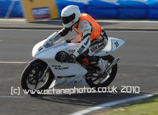 © A.Wilson for Octane Photographic 2010. NW200 11th May 2011. Digital Ref : 0065-biker-31