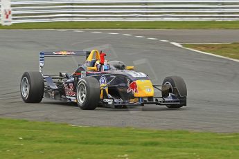 © Octane Photographic 2010. British Formula 3 Easter weekend April 5th 2010 - Oulton Park, Jean-Eric Vergne - Carlin. Digital Ref. 0049CB1D8325