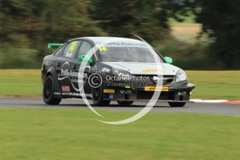 © Octane Photographic Ltd. 2011. British Touring Car Championship – Snetterton 300, James Nash - Vauxhall Vectra - 888 Racing with Collins Contractors. Saturday 6th August 2011. Digital Ref : 0121CB7D8793