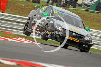 © Octane Photographic Ltd. 2011. British Touring Car Championship – Snetterton 300, James Nash - Vauxhall Vectra - 888 Racing with Collins Contractors. Saturday 6th August 2011. Digital Ref : 0121CB7D9522