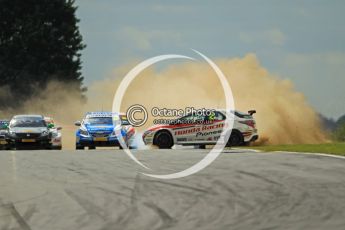 © Octane Photographic Ltd. 2011. British Touring Car Championship – Snetterton 300, Matt Neal spins his Honda Civic in front of the charging pack at Riches corner. Sunday 7th August 2011. Digital Ref : 0124CB1D4140