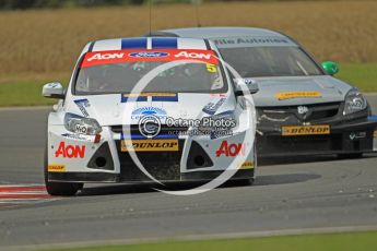 © Octane Photographic Ltd. 2011. British Touring Car Championship – Snetterton 300, Tom Chilton - Ford Focus - Team Aon. Sunday 7th August 2011. Digital Ref : 0124CB1D4305