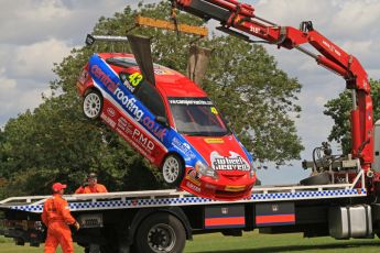 © Octane Photographic Ltd. 2011. British Touring Car Championship – Snetterton 300, Sunday 7th August 2011. Lea Wood - Honda Integra - Central Group Racing lifted onto recovery truck. Digital Ref : 0124LW7D0178