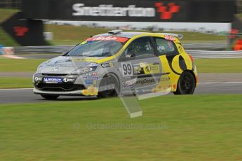 © 2011 Octane Photographic Ltd. Clio Cup - Snett - 6th August 2011. Digital Ref : 0224lw7d0180