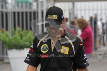 © Octane Photographic Ltd. 2011. Formula 1 World Championship – Italy – Monza – 10th September 2011 - Bruno Senna - Renault – Free practice 3 – Digital Ref :  0175LW7D5874