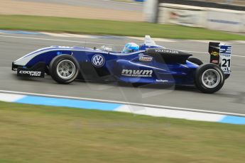 © Octane Photographic 2011 – Formula 3. Race 1. 24th September 2011. Digital Ref : 0184lw1d5922
