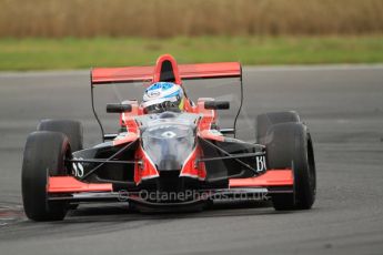 © Octane Photographic Ltd. 2011. Formula Renault 2.0 UK – Snetterton 300, Jordan King - Manor Competition. Saturday 6th August 2011. Digital Ref : 0122CB7D8846