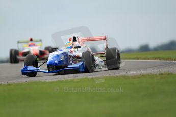 © Octane Photographic Ltd. 2011. Formula Renault 2.0 UK – Snetterton 300, Oliver Rowland - Fortec Motorsports followed by Will Stevens - Fortec Competition. Saturday 6th August 2011. Digital Ref : 0122CB7D8948
