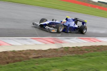 © Octane Photographic 2011. GP2 Official pre-season testing, Silverstone, Tuesday 5th April 2011. Carlin - Oliver Turvey. Digital Ref : 0039CB1D7442