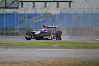© Octane Photographic 2011. GP2 Official pre-season testing, Silverstone, Tuesday 5th April 2011. Carlin - Max Chilton. Digital Ref : 0039CB7D0271