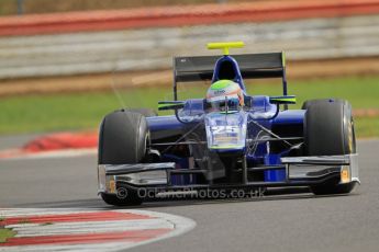 © Octane Photographic 2011. GP2 Official pre-season testing, Silverstone, Wednesday 6th April 2011. Carlin - Oliver Turvey. Digital Ref : 0040CB7D1917