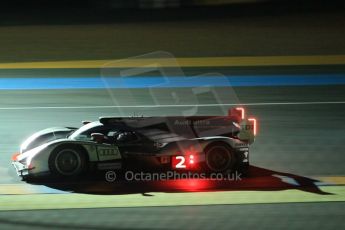 © Octane Photographic 2011. Le Mans night qualifying 9th June 2011. La Sarthe, France. Digital Ref : 0077CB1D0896