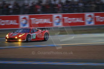 © Octane Photographic 2011. Le Mans night qualifying 9th June 2011. La Sarthe, France. Digital Ref : 0077CB7D0495