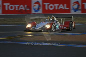 © Octane Photographic 2011. Le Mans night qualifying 9th June 2011. La Sarthe, France. Digital Ref : 0077CB7D0570