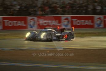 © Octane Photographic 2011. Le Mans night qualifying 9th June 2011. La Sarthe, France. Digital Ref : 0077CB7D0663