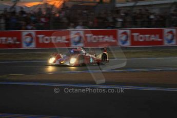 © Octane Photographic 2011. Le Mans night qualifying 9th June 2011. La Sarthe, France. Digital Ref : 0077LW7D4772