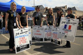 © Octane Photographic 2011. Le Mans Drivers' parade, 10th June 2011. Digital Ref : 0078CB1D1127