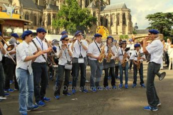 © Octane Photographic 2011. Le Mans Drivers' parade, 10th June 2011. Digital Ref : 0078LW7D4983