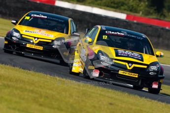 © Octane Photographic Ltd./Chris Enion. British Touring Car Championship – Round 6, Snetterton, Saturday 11th August 2012. Free Practice 1. Dave Newsham and Chris James - Team ES Racing.com, Vauxhall Vectra. Digital Ref : 0452ce1d0033