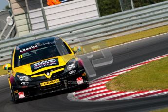 © Octane Photographic Ltd./Chris Enion. British Touring Car Championship – Round 6, Snetterton, Saturday 11th August 2012. Free Practice 1. Dave Newsham - Team ES Racing.com, Vauxhall Vectra. Digital Ref : 0452ce1d0144