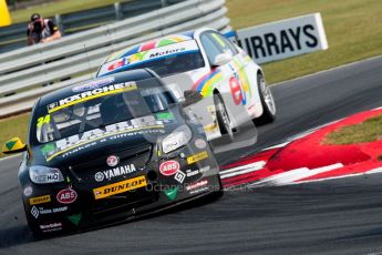 © Octane Photographic Ltd./Chris Enion. British Touring Car Championship – Round 6, Snetterton, Sunday 12th August 2012. Race 2. Tony Gilham - Team HARD, Honda Civic and Nick Foster - eBay Motors, BMW 320si E90. Digital Ref : 0456ce1d0191