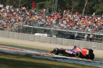 © 2012 Octane Photographic Ltd. Italian GP Monza - Friday 7th September 2012 - F1 Practice 1. Toro Rosso STR7 - Daniel Ricciardo. Digital Ref : 0505lw1d9180