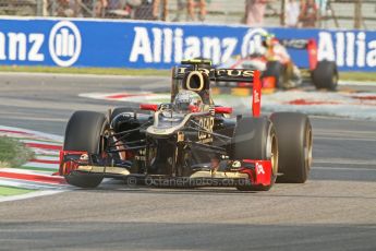 © 2012 Octane Photographic Ltd. Italian GP Monza - Friday 7th September 2012 - F1 Practice 1. Lotus E20 - Jerome d'Ambrosio and HRT F112 - Ma Qing Hua. Digital Ref : 0505lw7d5552