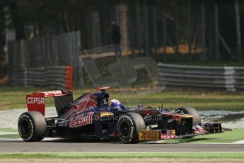 © 2012 Octane Photographic Ltd. Italian GP Monza - Saturday 8th September 2012 - F1 Practice 3. Toro Rosso STR7 - Daniel Ricciardo. Digital Ref :
