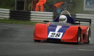 © Jones Photography. OSS Championship Round 3, Castle Combe, 16th June 2012. Digital Ref: 0393CJ7D4882