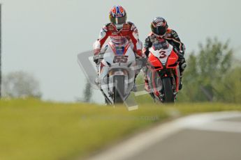 © Octane Photographic Ltd 2012. World Superbike Championship – European GP – Donington Park, Sunday 13th May 2012. Race 2. Jonathan Rea and Max Biaggi. Digital Ref : 0337cb1d5498