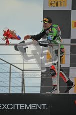 © Octane Photographic Ltd 2012. World Superbike Championship – European GP – Donington Park, Sunday 13th May 2012. Race 2. Tom Sykes throws his bouquet to the pit lane. Digital Ref : 0337cb1d6053