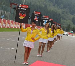 World © Octane Photographic Ltd. F1 Belgian GP - Spa-Francorchamps, Sunday 25th August 2013 - Race Build up. The Shell grid girls waiting for the pack to form up. Digital Ref :